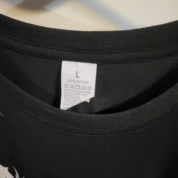 NWT MOTIONLESS IN WHITE ART PRINT T-SHIRT SZ L - Picture 2 of 5